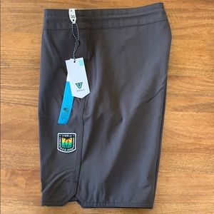 Vissla Solid Sets 18.5” boardshort Size 30